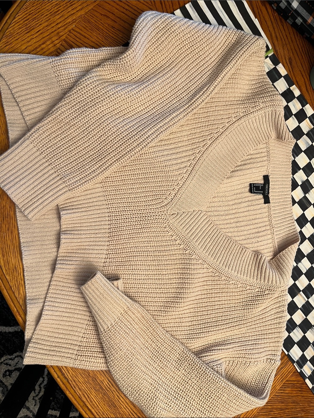 Forever 21 Cream V-Neck Chunky Knit Sweater